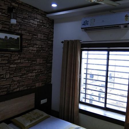 Alakhnanda Guest House Váránaszi Kültér fotó