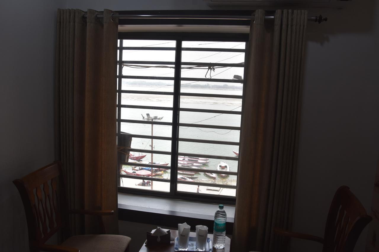 Alakhnanda Guest House Váránaszi Kültér fotó